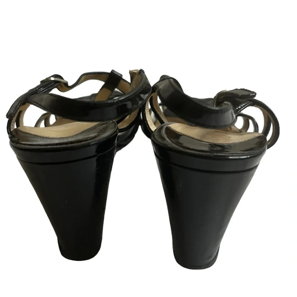 CHRISTIAN LOUBOUTIN Patent Leather T-Strap Sandals